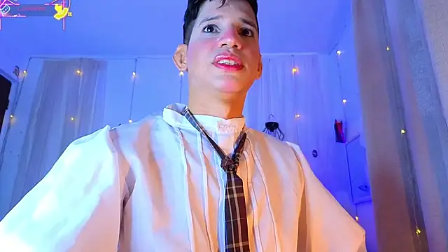 Snapshot of Ariel_Femboy_ chatting on April 15, 2026, 11:16 pm Ariel Femboy online show from April 15, 2026, 11:16 pm