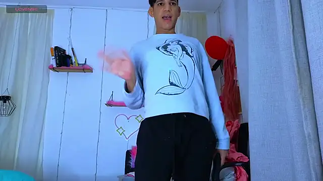 Ariel Femboy  online show from March 9, 2026, 8:07 am