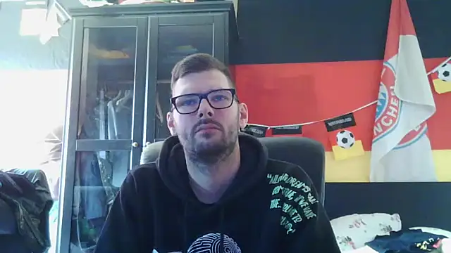 Snapshot of Die-geile-Sau chatting on March 20, 2026, 10:16 am Die-geile-Sau online show from March 20, 2026, 10:16 am