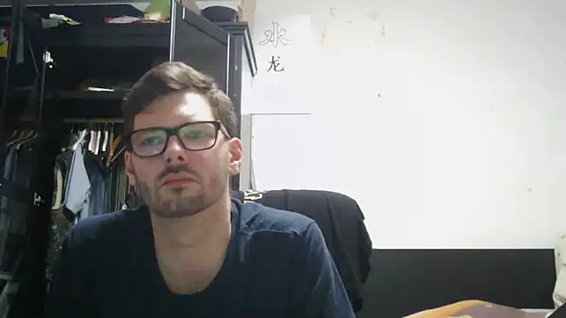 Snapshot of Die-geile-Sau chatting on June 4, 2026, 8:35 pm Die-geile-Sau online show from June 4, 2026, 8:35 pm