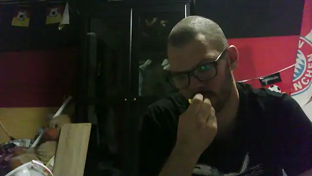 Die-geile-Sau online show from October 29, 2025, 5:45 pm