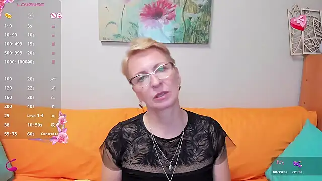 iamyourdream89 online show from February 27, 2025, 4:43 pm