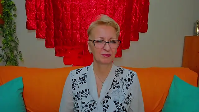 Snapshot of iamyourdream89 chatting on March 8, 2026, 5:16 pm iamyourdream89 online show from March 8, 2026, 5:16 pm