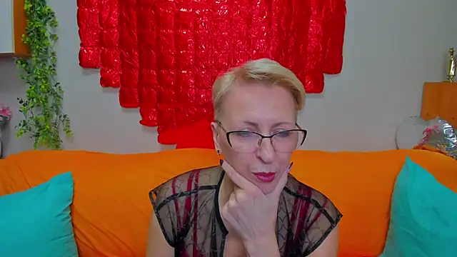 Snapshot of iamyourdream89 chatting on February 10, 2026, 2:38 pm iamyourdream89 online show from February 10, 2026, 2:38 pm