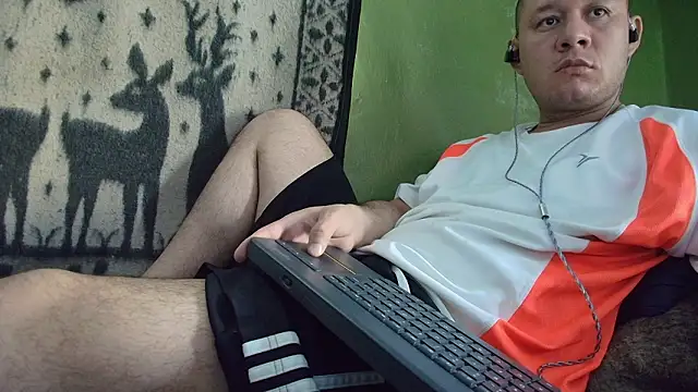 Snapshot of sweet_cock28 chatting on March 9, 2026, 3:26 pm sweet cock28 online show from March 9, 2026, 3:26 pm