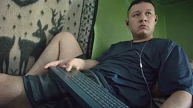 sweet cock28 online show from May 4, 2026, 3:15 pm