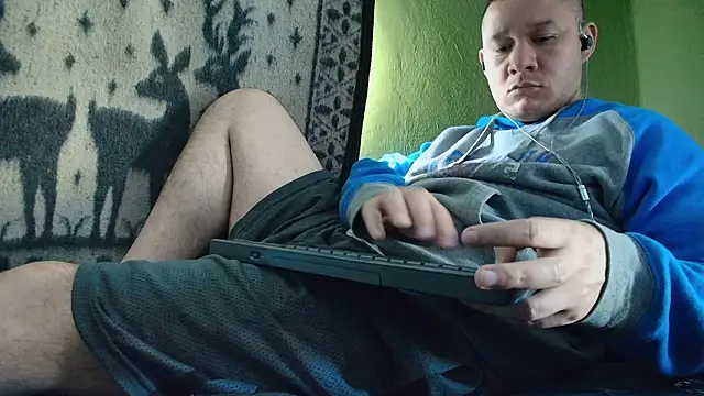 Snapshot of sweet_cock28 chatting on February 9, 2026, 3:32 pm sweet cock28 online show from February 9, 2026, 3:32 pm