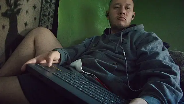 Snapshot of sweet_cock28 chatting on February 8, 2026, 2:04 pm sweet cock28 online show from February 8, 2026, 2:04 pm