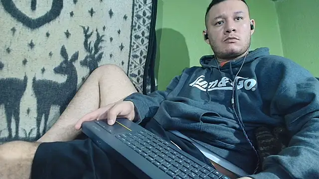 sweet cock28 online show from July 4, 2026, 3:05 pm