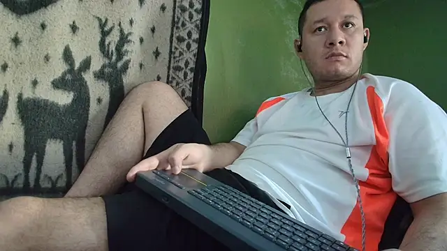sweet cock28 online show from April 21, 2026, 3:18 pm