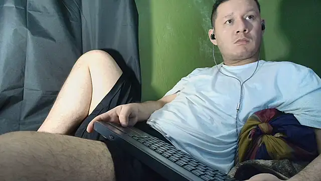 sweet cock28 online show from July 21, 2026, 3:20 am