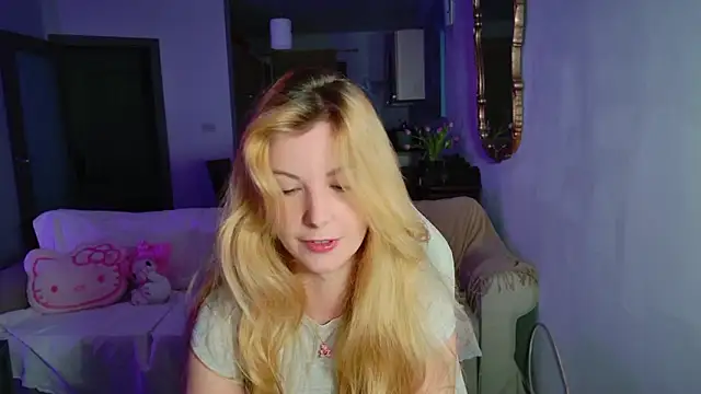 Cassycum online show from February 3, 2026, 8:03 pm