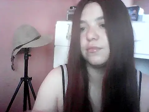 Snapshot of Oxitocina2000 chatting on November 13, 2025, 9:08 pm Oxitocina2000 online show from November 13, 2025, 9:08 pm