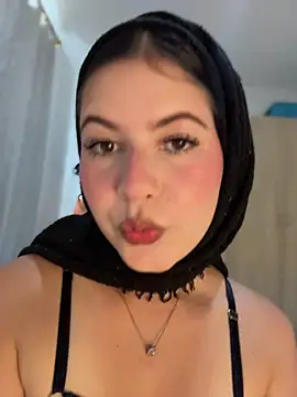 naughty  angel online show from May 5, 2026, 12:41 pm