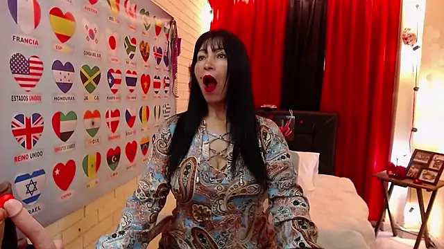 Snapshot of Sarah_teiku chatting on November 4, 2025, 6:01 pm Sarah teiku online show from November 4, 2025, 6:01 pm