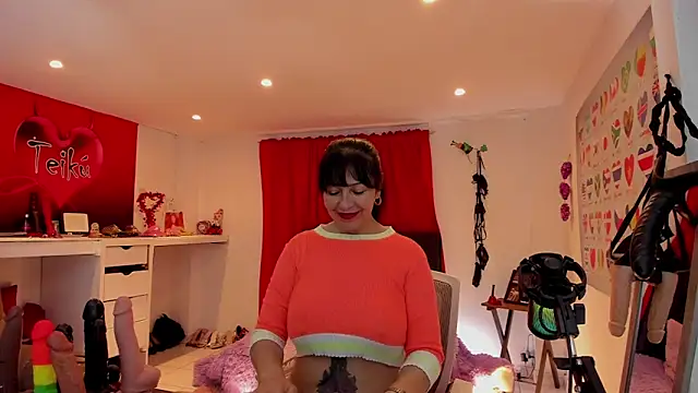 Snapshot of Sarah_teiku chatting on June 9, 2026, 6:53 pm Sarah teiku online show from June 9, 2026, 6:53 pm