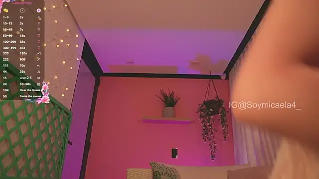 Snapshot of Micaela__4 chatting on March 21, 2026, 7:40 pm Micaela 4 online show from March 21, 2026, 7:40 pm