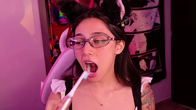 Snapshot of amber_yull chatting on May 25, 2026, 3:11 pm amber yull online show from May 25, 2026, 3:11 pm