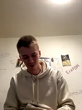 Toyjungee online show from December 14, 2025, 8:25 pm