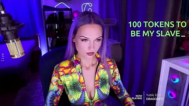 Snapshot of ml_milana chatting on November 3, 2025, 5:27 pm ml milana online show from November 3, 2025, 5:27 pm