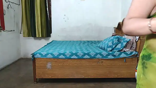 Snapshot of Cute_Mahi22 chatting on July 10, 2026, 6:46 am Cute Mahi22 online show from July 10, 2026, 6:46 am
