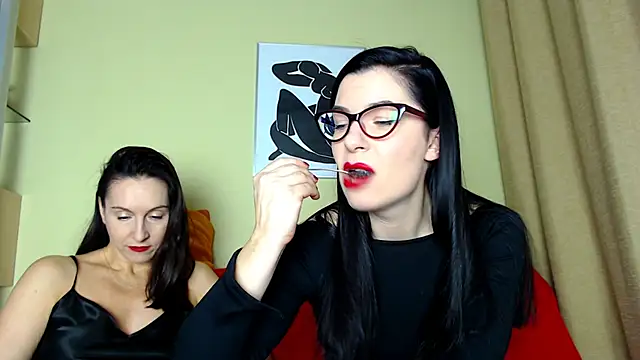 BDSMStars online show from December 19, 2025, 9:55 am