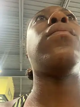 Snapshot of TrueeFantasee chatting on December 22, 2025, 6:52 pm TrueeFantasee online show from December 22, 2025, 6:52 pm