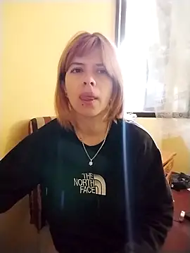 Carlafoxxx online show from March 19, 2026, 11:32 am