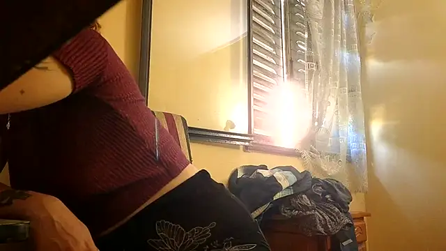 Carlafoxxx online show from March 18, 2026, 11:13 am