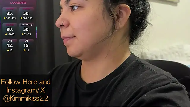 Snapshot of kimmiakiss22 chatting on October 27, 2025, 12:44 am kimmiakiss22 online show from October 27, 2025, 12:44 am
