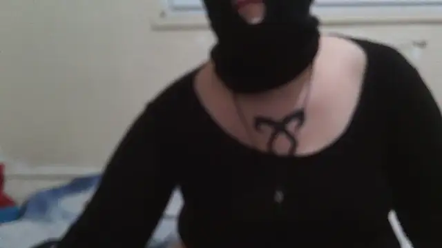 Snapshot of Lolabeluccia_xh_ chatting on November 13, 2025, 6:39 am Lolabeluccia xh online show from November 13, 2025, 6:39 am