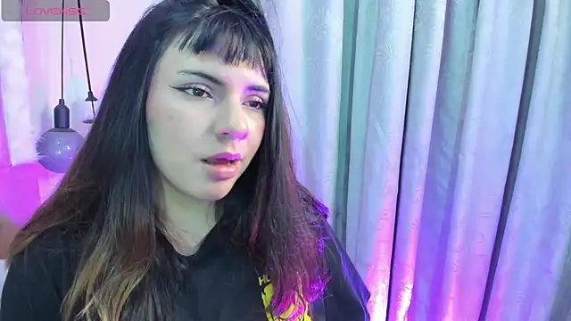 Snapshot of xhinata_hyugax chatting on November 15, 2025, 11:42 pm xhinata hyugax online show from November 15, 2025, 11:42 pm