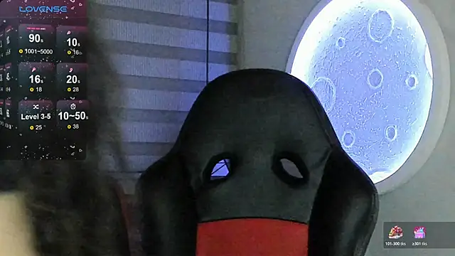 natasha logan  online show from February 14, 2026, 4:02 am