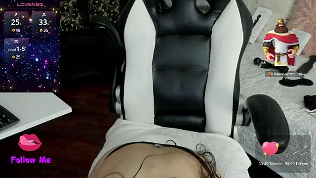 Snapshot of natasha_logan_ chatting on February 28, 2025, 7:05 am natasha logan online show from February 28, 2025, 7:05 am