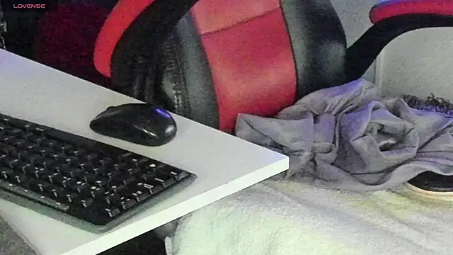 Snapshot of natasha_logan_ chatting on October 21, 2025, 4:01 am natasha logan online show from October 21, 2025, 4:01 am