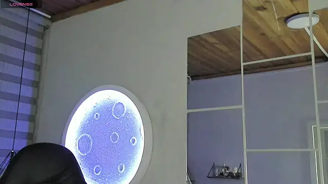 Snapshot of natasha_logan_ chatting on October 4, 2025, 4:03 am natasha logan online show from October 4, 2025, 4:03 am