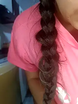 Snapshot of catire2323 chatting on October 26, 2025, 8:42 pm catire2323 online show from October 26, 2025, 8:42 pm