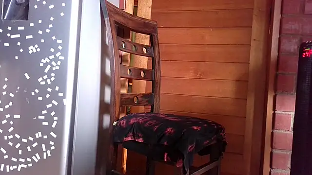 Snapshot of mini_kunis chatting on March 16, 2025, 6:23 pm mini kunis online show from March 16, 2025, 6:23 pm