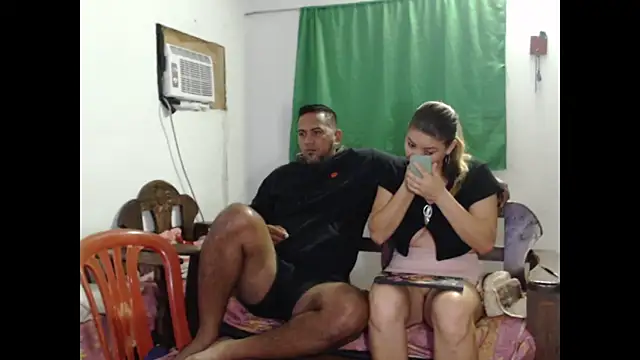 Snapshot of lover_1994 chatting on November 27, 2025, 10:05 am lover 1994 online show from November 27, 2025, 10:05 am