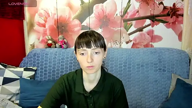 TayanaJons online show from May 7, 2026, 7:12 am