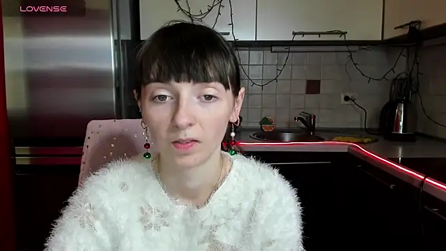 TayanaJons online show from February 11, 2025, 7:44 am