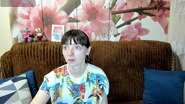 TayanaJons online show from June 24, 2026, 7:18 am