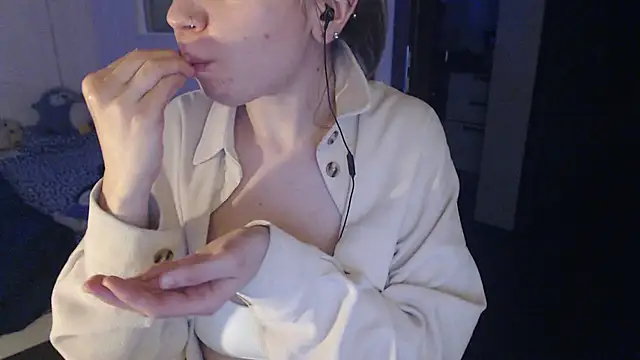 amanda kiss kiss online show from January 19, 2025, 3:53 pm