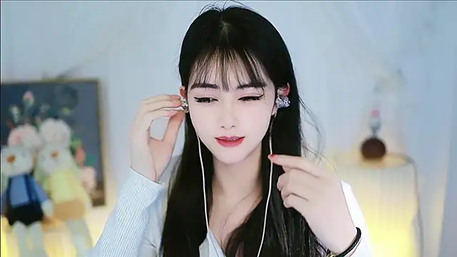 Judy520 online show from February 25, 2025, 11:54 am