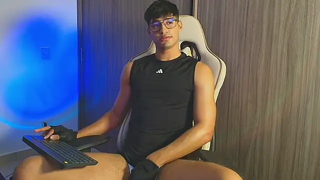 Jimmy Leeh  online show from October 23, 2025, 3:27 am