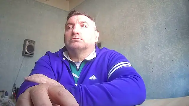 Snapshot of GYurmoka70 chatting on February 25, 2025, 10:48 am GYurmoka70 online show from February 25, 2025, 10:48 am