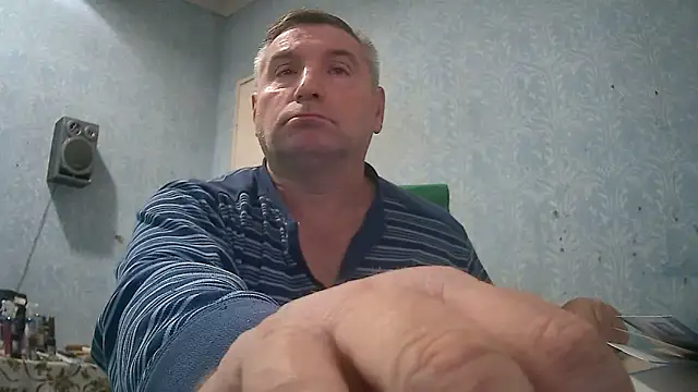 Snapshot of GYurmoka70 chatting on October 5, 2025, 8:32 pm GYurmoka70 online show from October 5, 2025, 8:32 pm