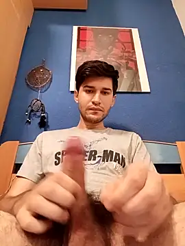 Esti02 online show from October 6, 2025, 9:21 am