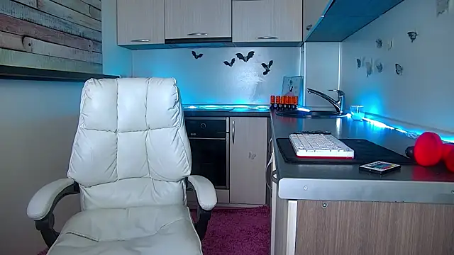 Skinny Nally online show from November 6, 2025, 1:42 am