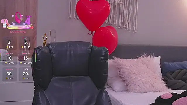 Molly Jons online show from March 10, 2026, 1:09 am